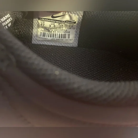 Nike Cortez - Picture 5 of 9